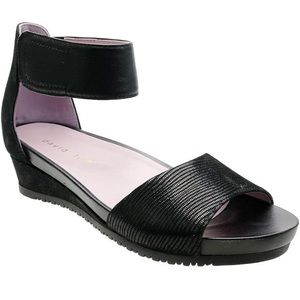 David Tate Ruby Sandals Sz 7.5 M